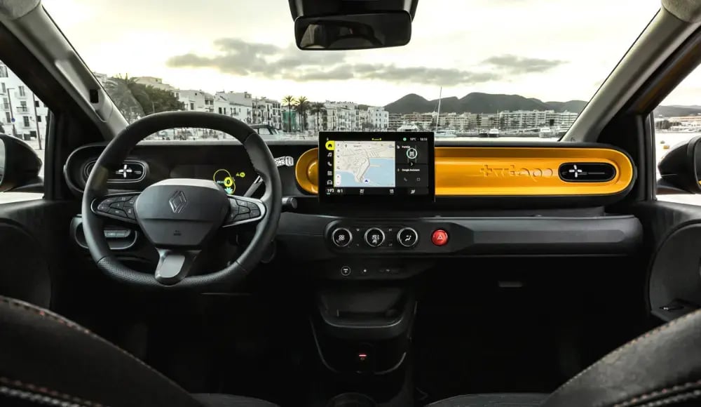 Renault Twingo E-Tech électrique Jaune Mango - Tableau de bord