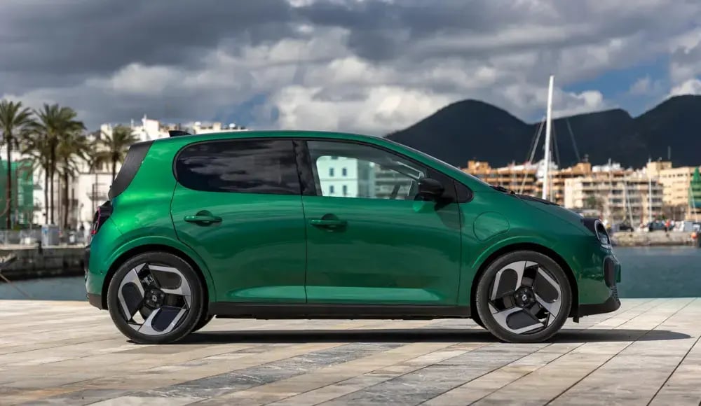 Renault Twingo E-Tech électrique Vert Absolu - Vue de côté