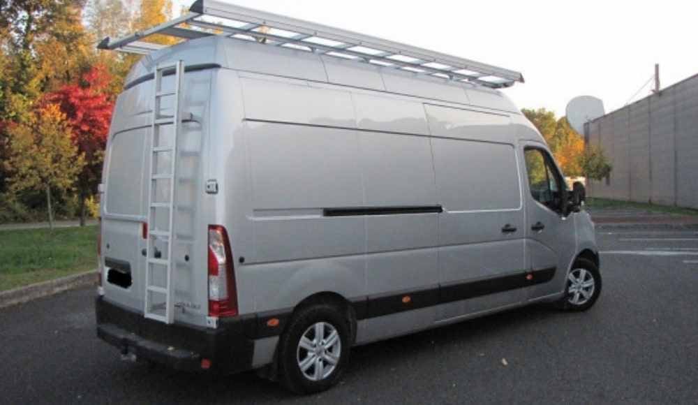 fourgon aménagé renault master couvreur