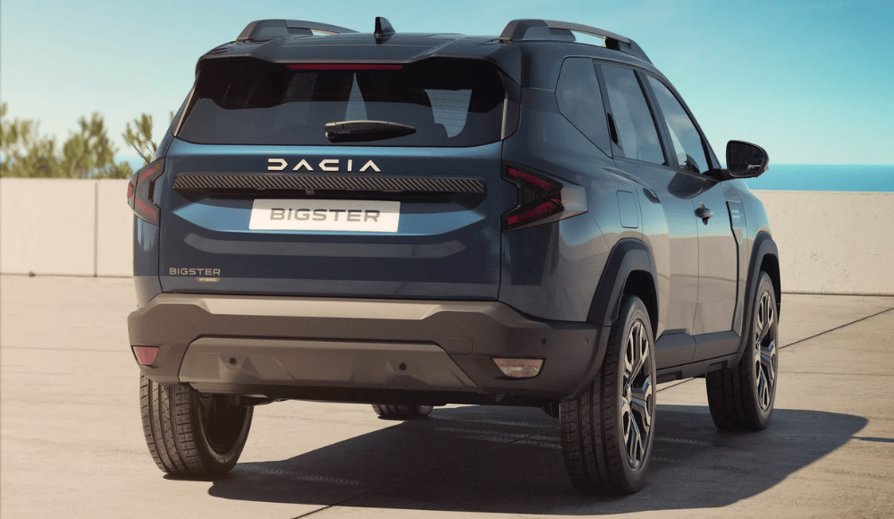 Dacia-Bigster-_-le-nouveau-SUV-familial-arrive-à-La-Réunion-coffre