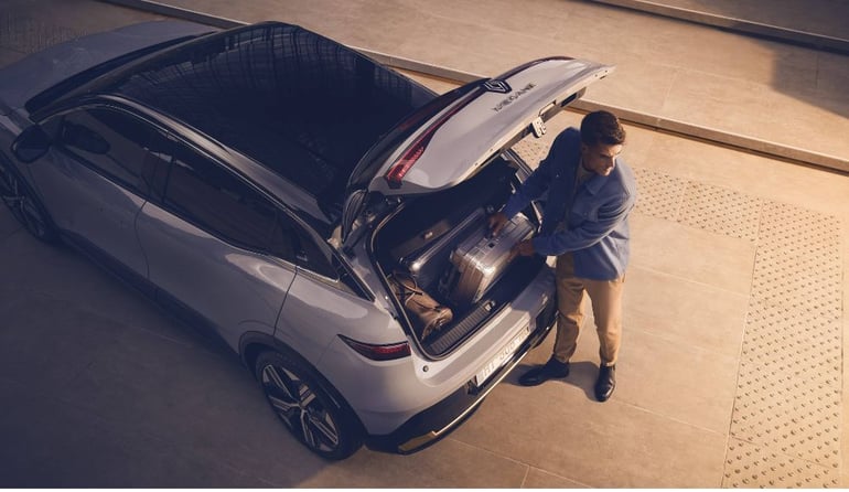 megane - véhicule de direction